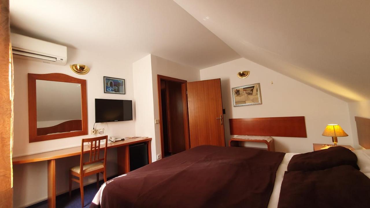 Hotel Sporn Radomlje Экстерьер фото